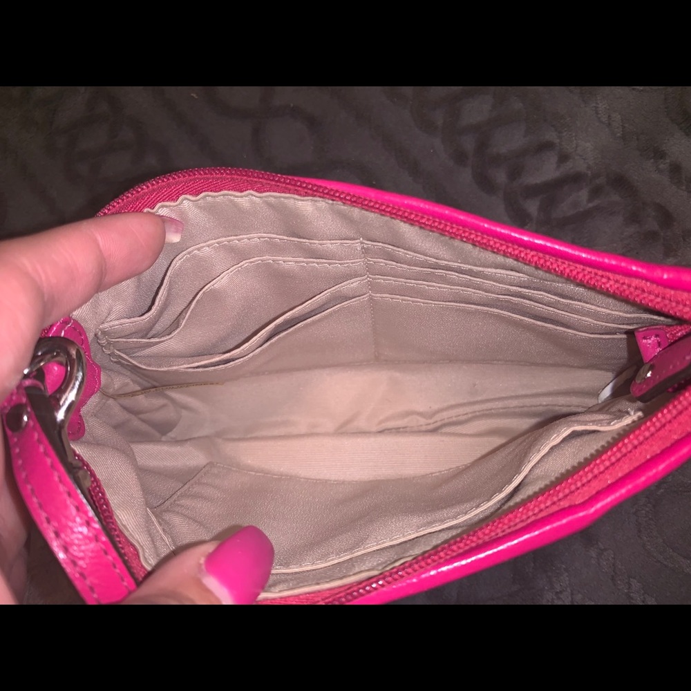 Coach wristlet - Picture 3 of 3